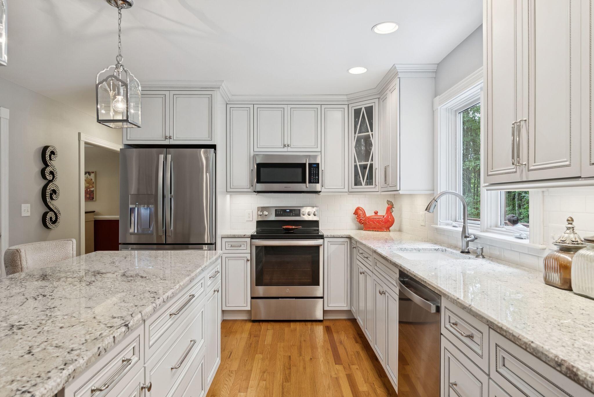 2 Surrey Lane Falmouth ME 04105