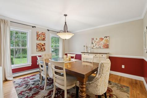 2 Surrey Lane Falmouth ME 04105