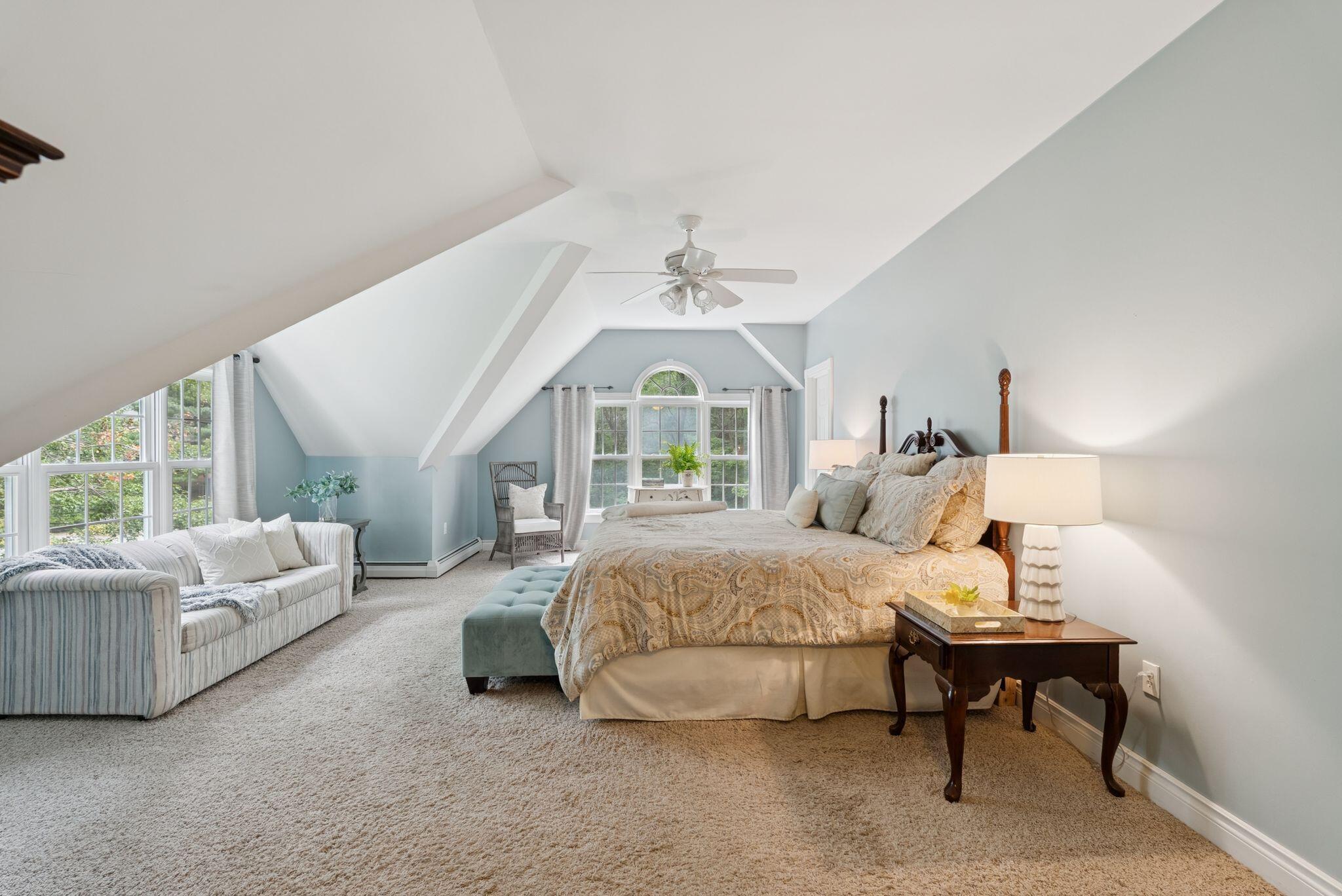 2 Surrey Lane Falmouth ME 04105