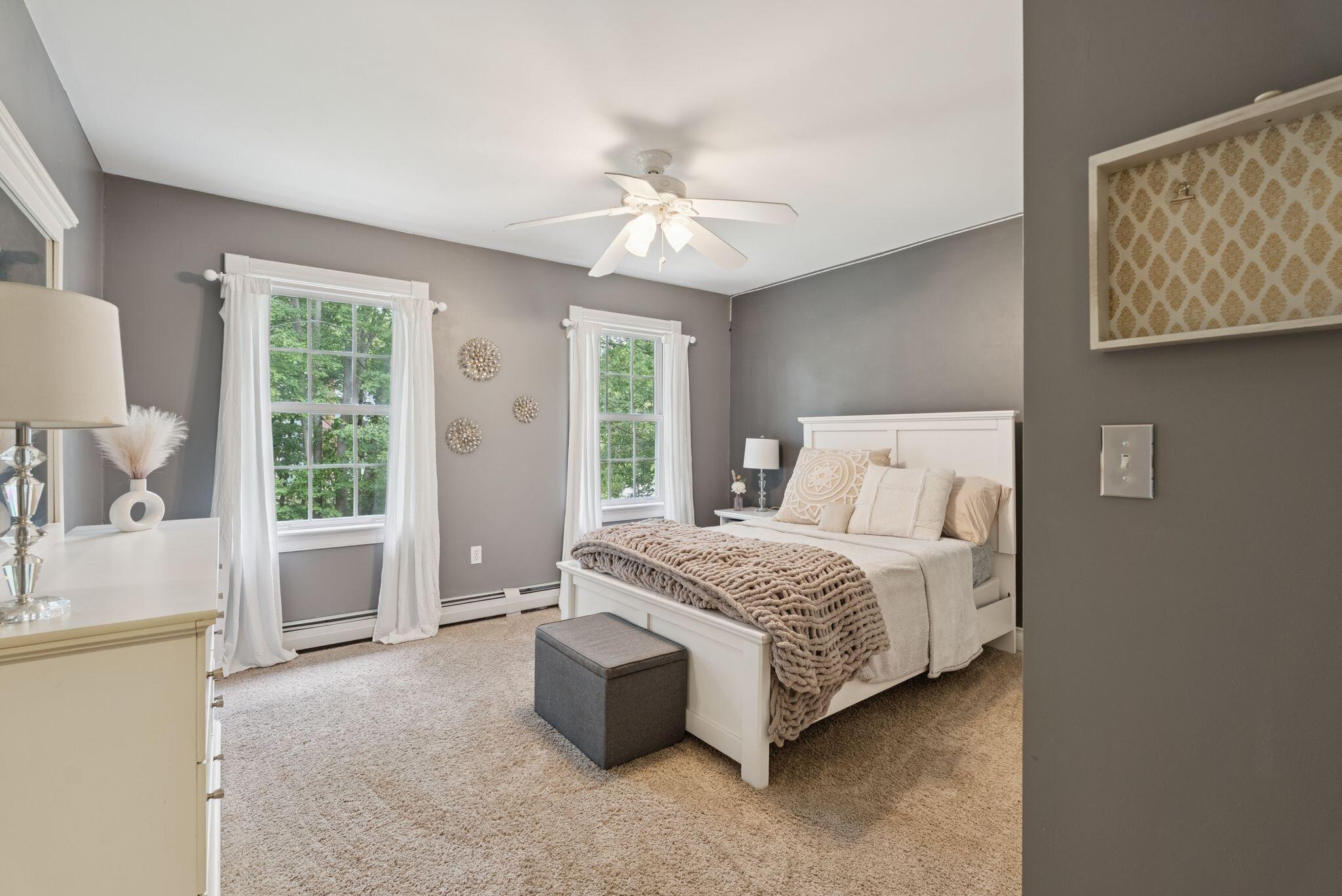 2 Surrey Lane Falmouth ME 04105