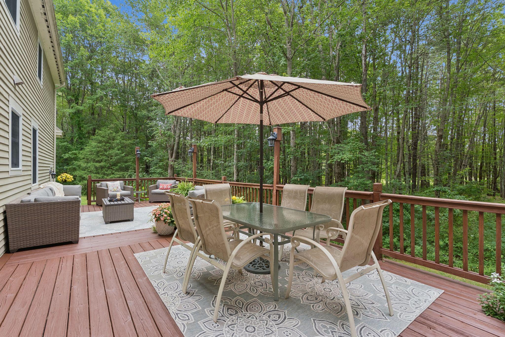 2 Surrey Lane Falmouth ME 04105