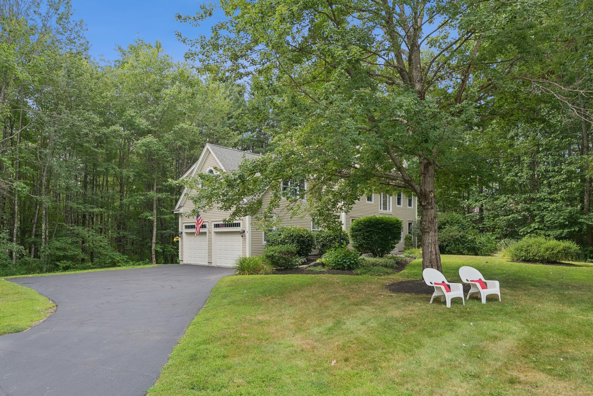 2 Surrey Lane Falmouth ME 04105