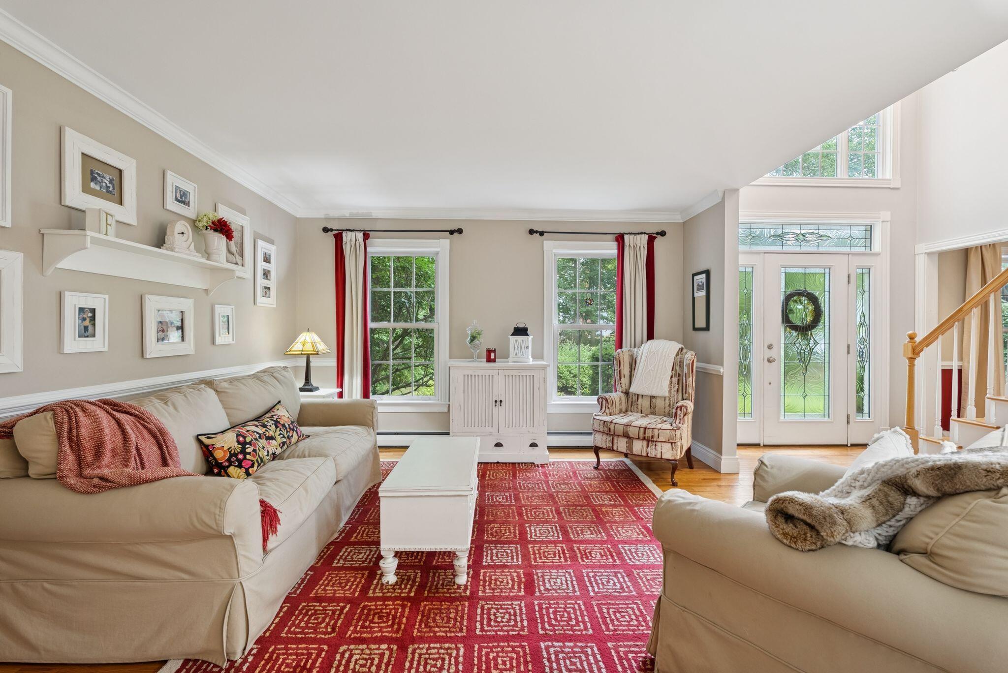 2 Surrey Lane Falmouth ME 04105