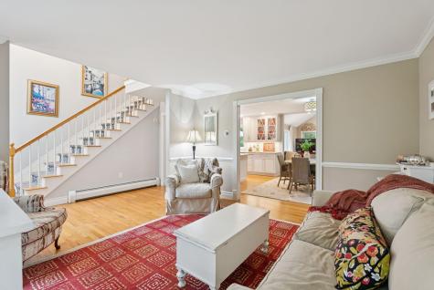 2 Surrey Lane Falmouth ME 04105