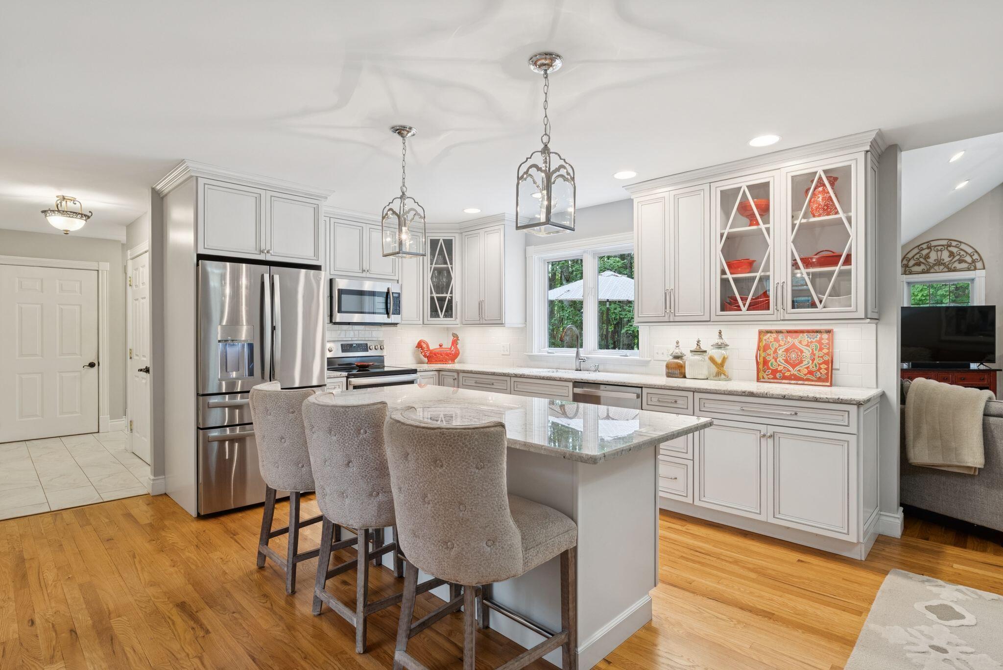 2 Surrey Lane Falmouth ME 04105