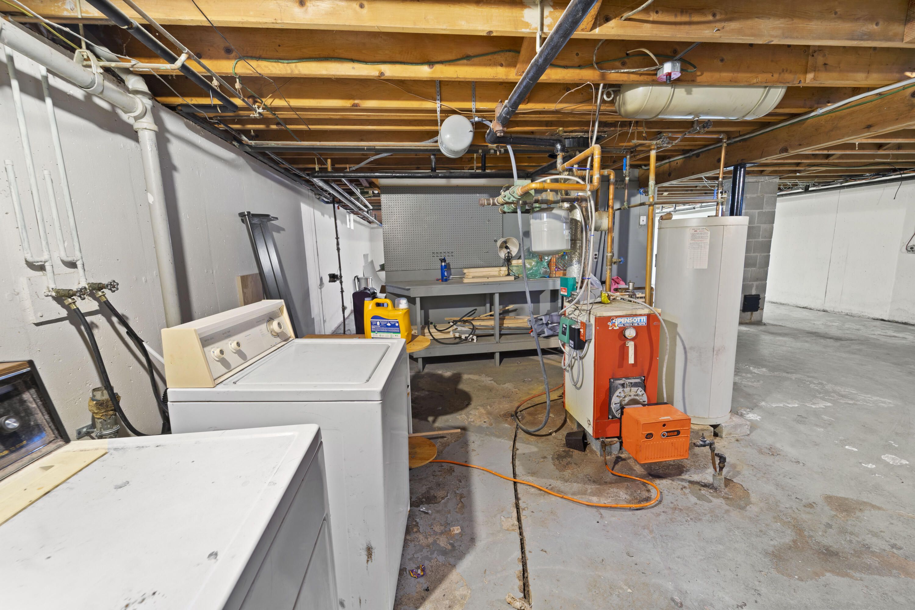 42 Sugarloaf Lane Bangor ME 04401