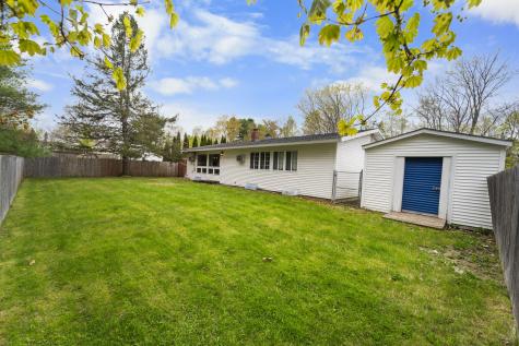 42 Sugarloaf Lane Bangor ME 04401