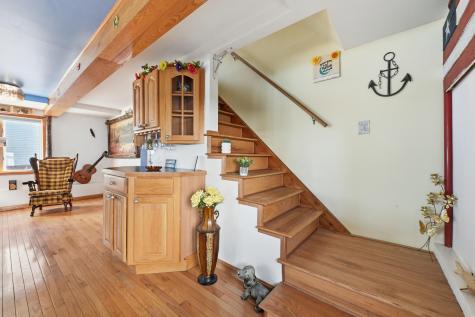 88 Barnard Cove Greene ME 04236