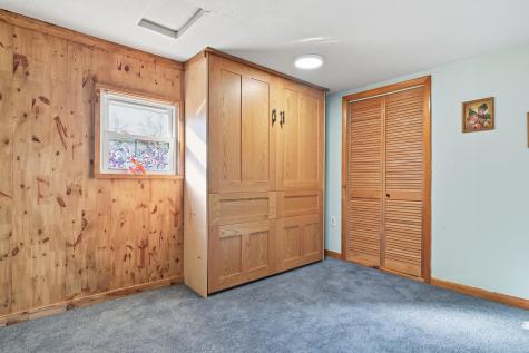 88 Barnard Cove Greene ME 04236