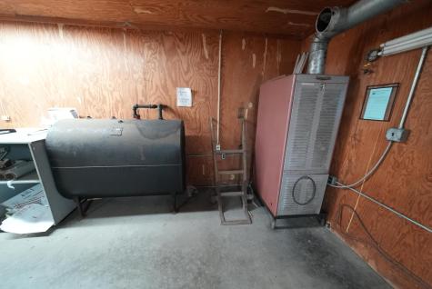 48 Customs Loop Houlton ME 04730