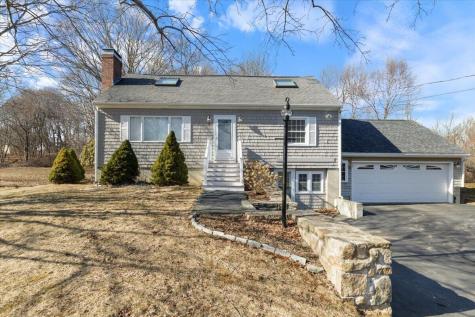 5 Patten Place Kittery ME 03904