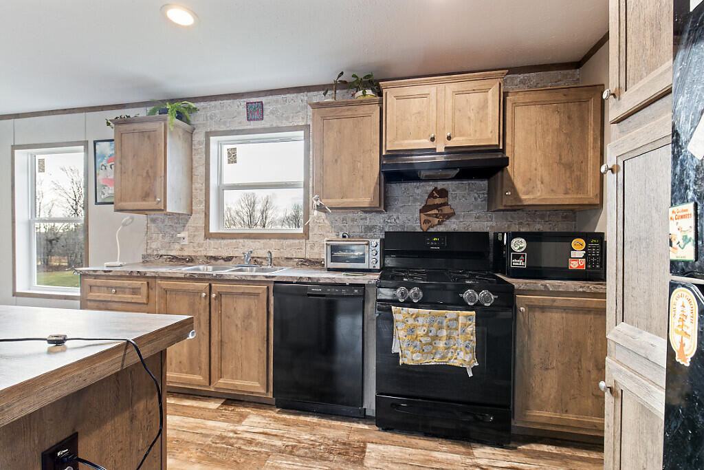 573 Pleasant View Ridge Road China ME 04358