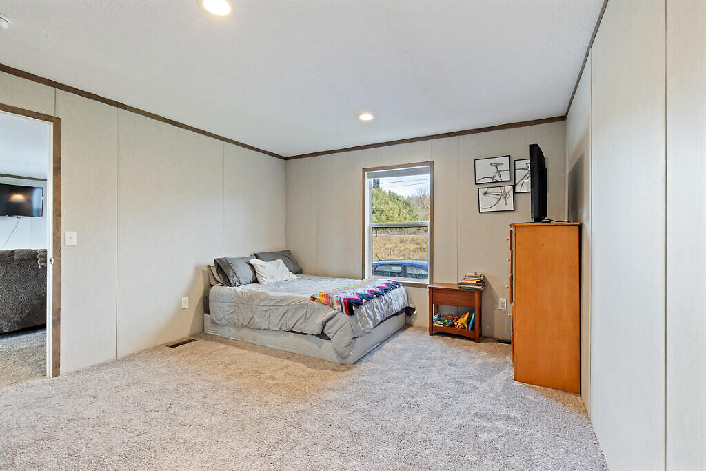 573 Pleasant View Ridge Road China ME 04358