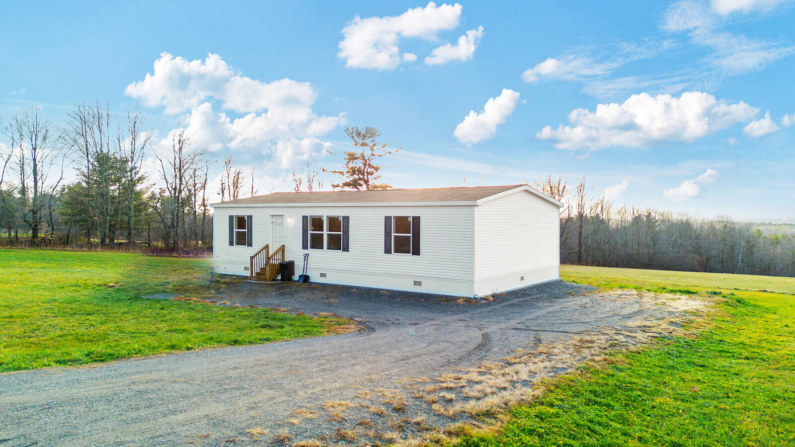 573 Pleasant View Ridge Road China ME 04358