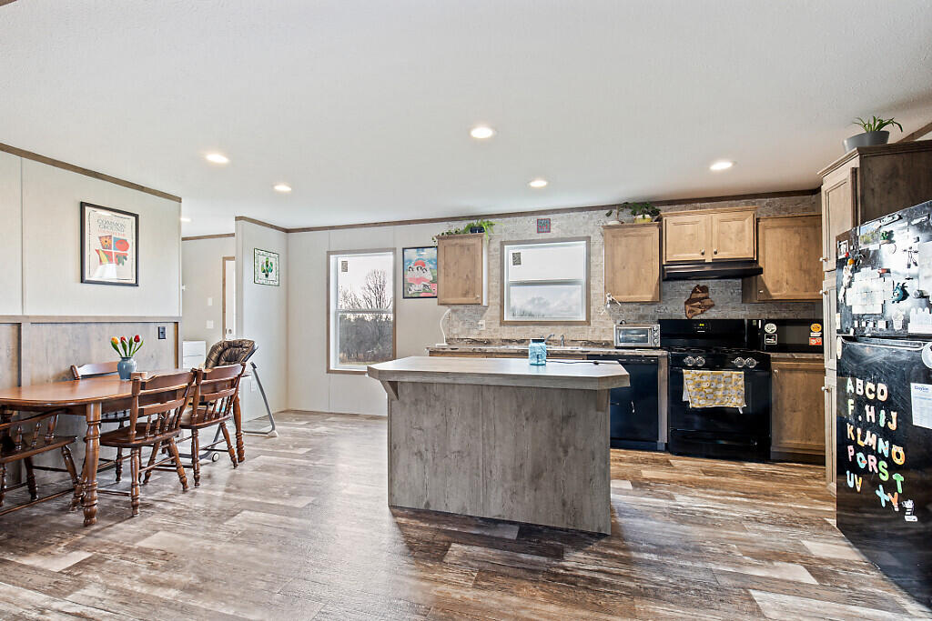 573 Pleasant View Ridge Road China ME 04358