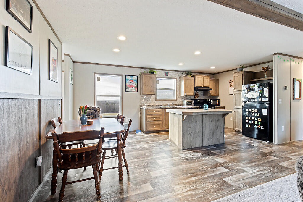 573 Pleasant View Ridge Road China ME 04358