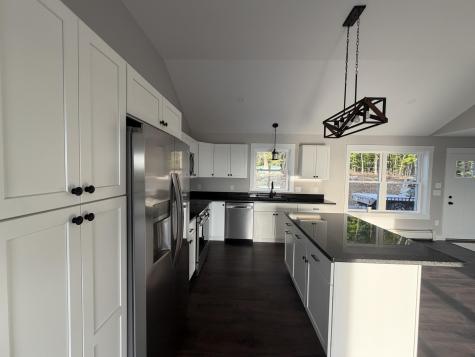 33 Overlook Way W Naples ME 04055