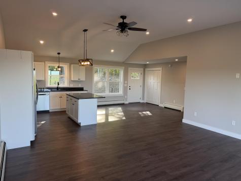 33 Overlook Way W Naples ME 04055