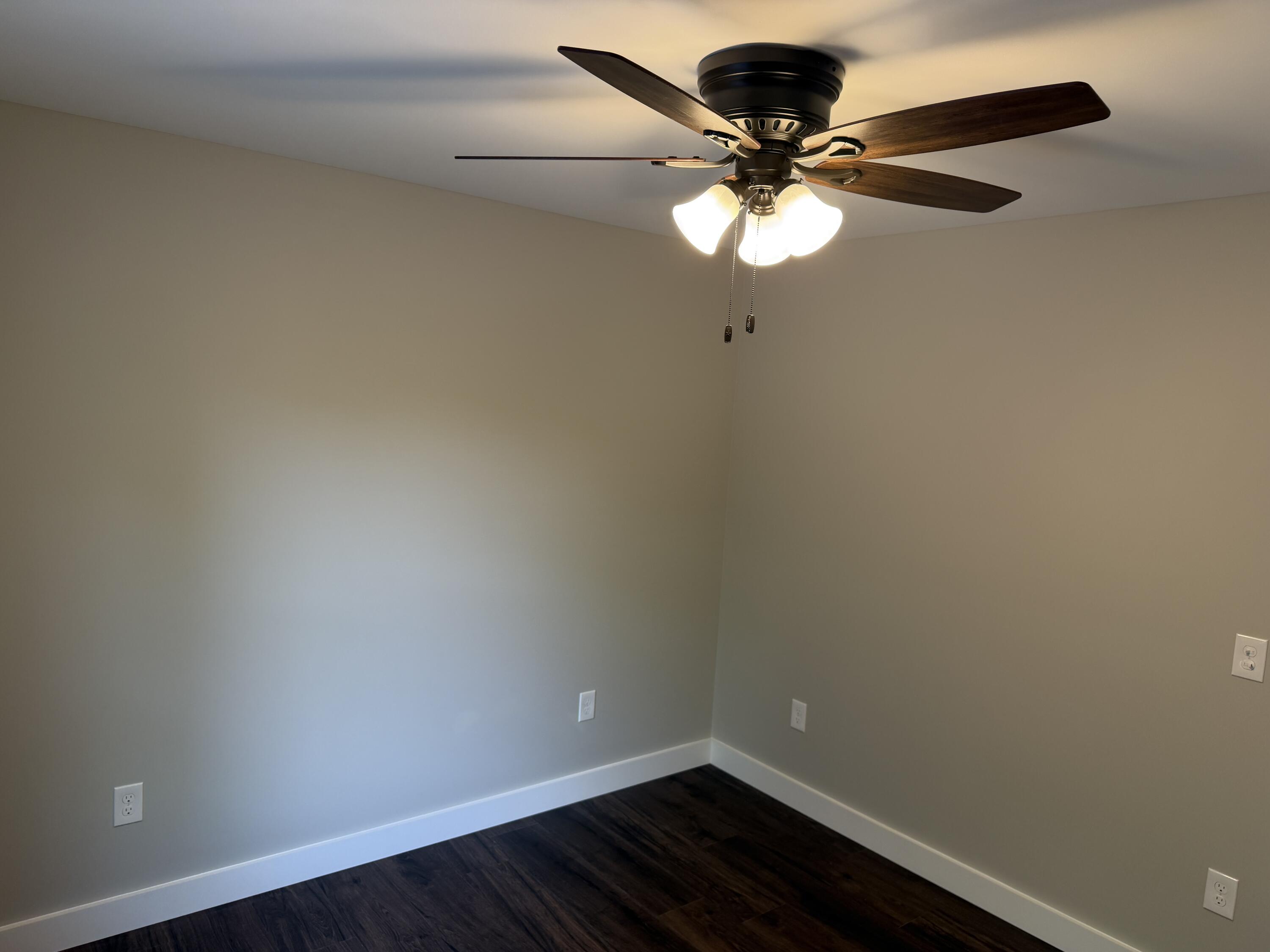 33 Overlook Way W Naples ME 04055