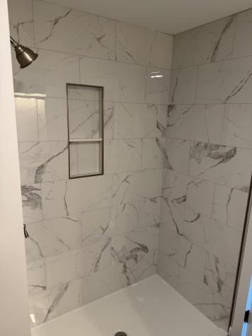 33 Overlook Way W Naples ME 04055