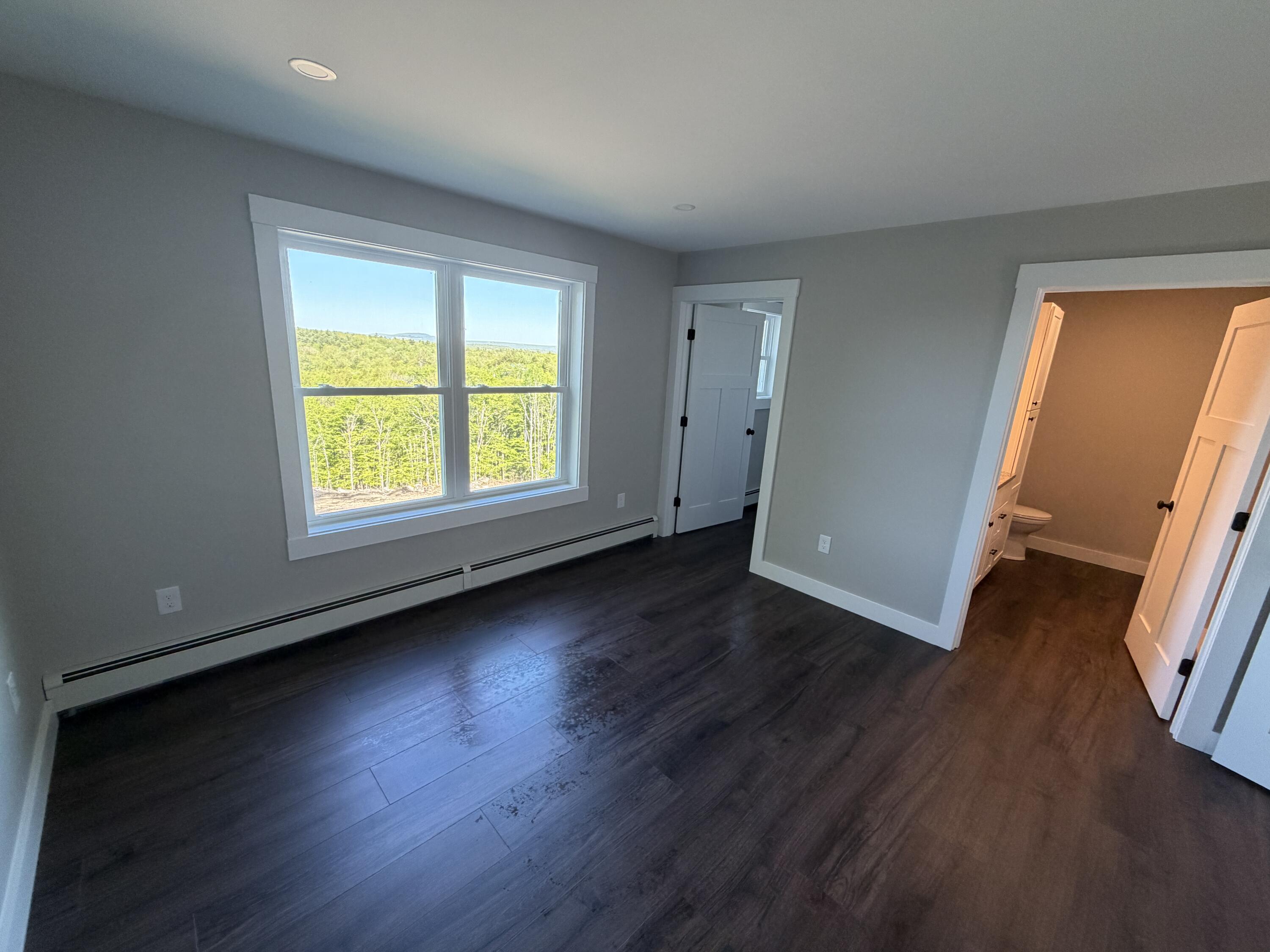 33 Overlook Way W Naples ME 04055