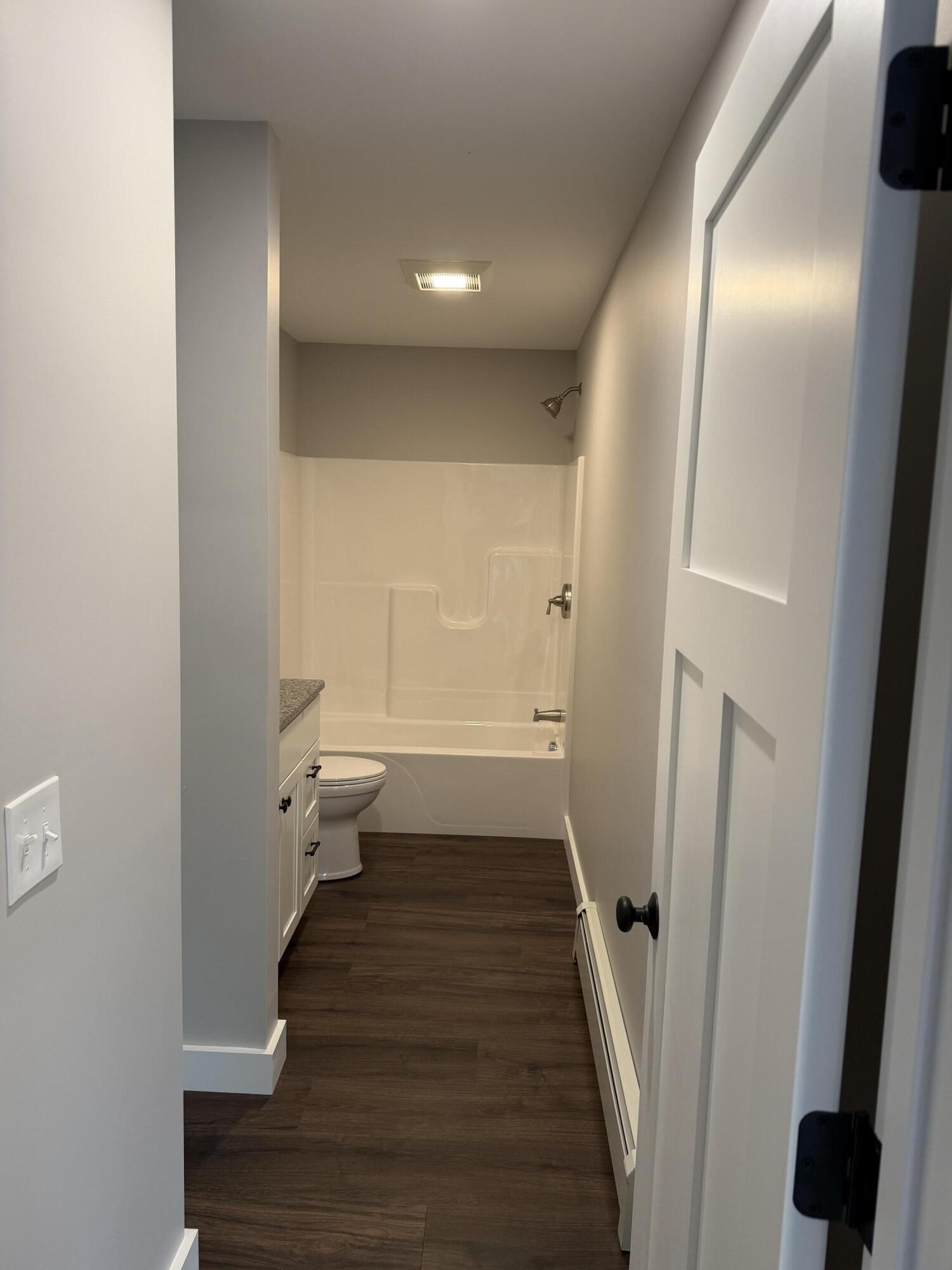 33 Overlook Way W Naples ME 04055