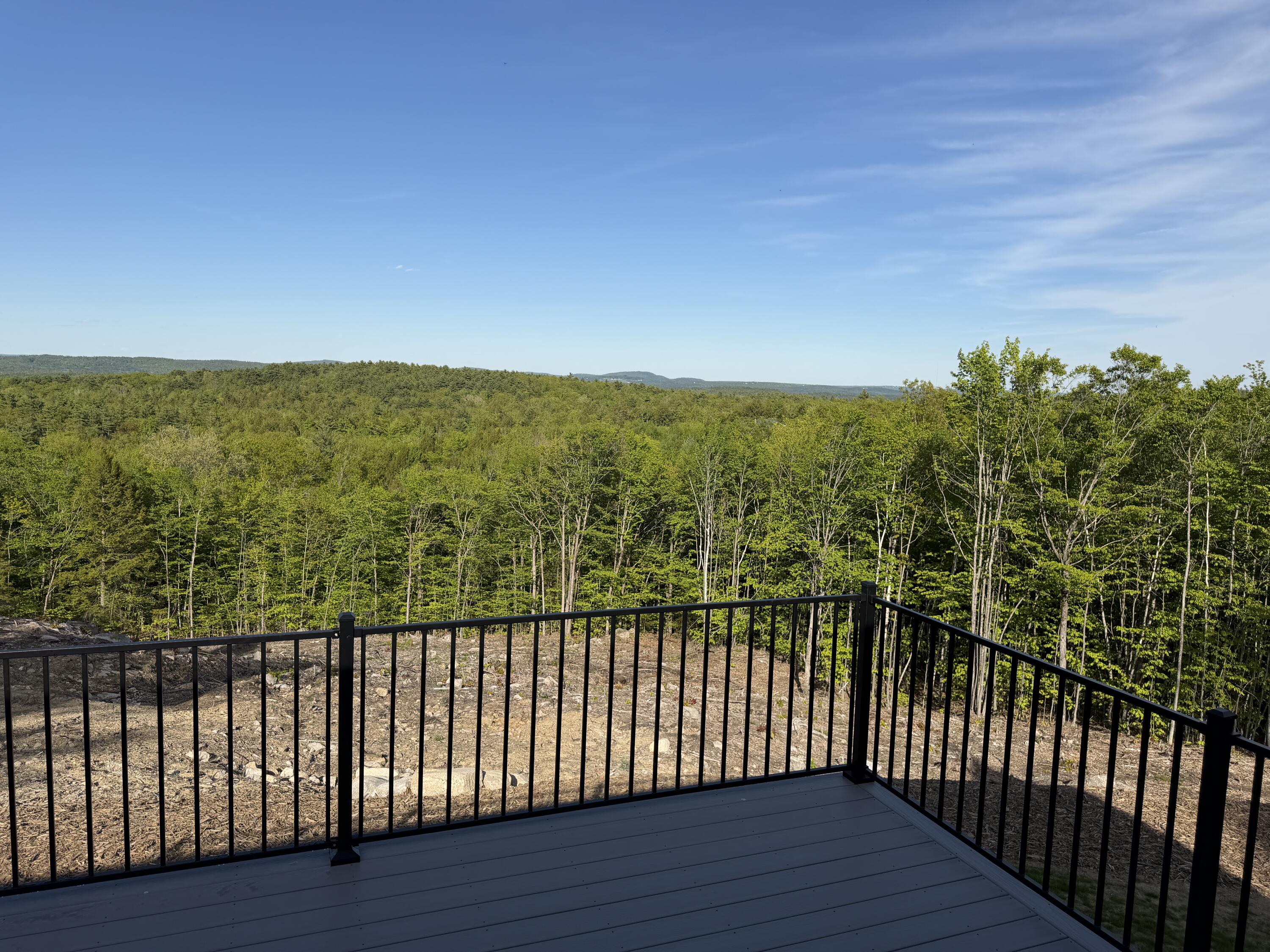 33 Overlook Way W Naples ME 04055
