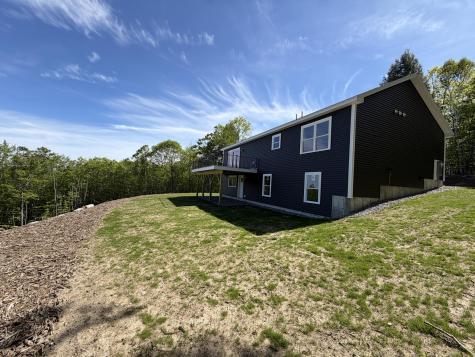 33 Overlook Way W Naples ME 04055