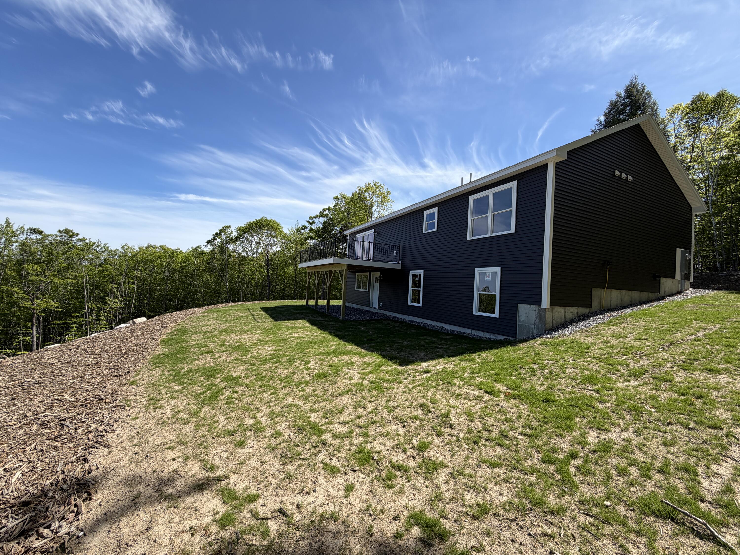 33 Overlook Way W Naples ME 04055