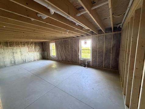 33 Overlook Way W Naples ME 04055