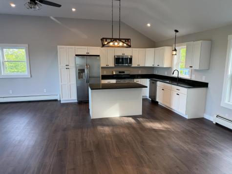 33 Overlook Way W Naples ME 04055