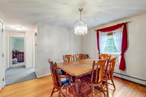 31 Furlong Road Raymond ME 04071