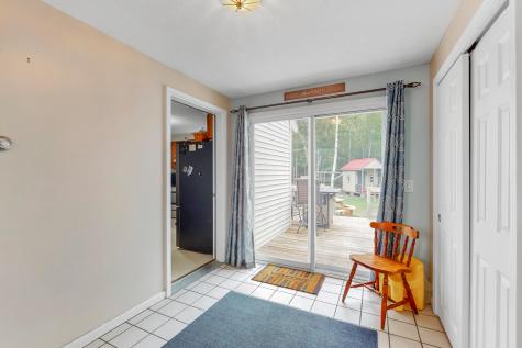 31 Furlong Road Raymond ME 04071