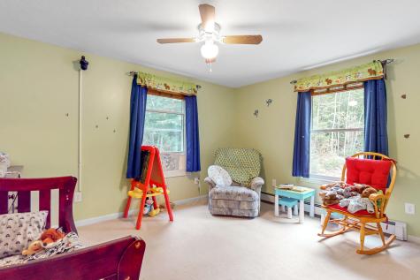 31 Furlong Road Raymond ME 04071