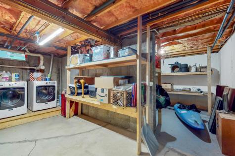 31 Furlong Road Raymond ME 04071
