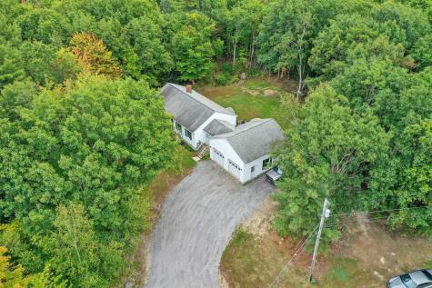 31 Furlong Road Raymond ME 04071