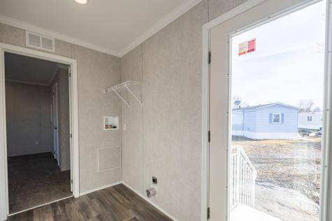 14 Julie Street Poland ME 04274
