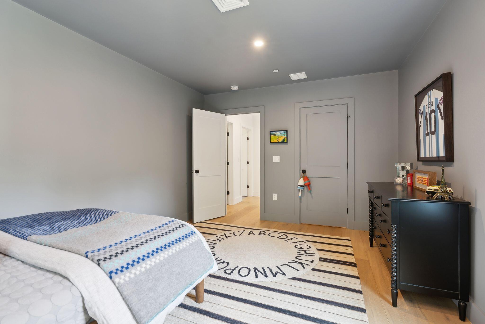 30 Peaceful Way Cumberland ME 04021