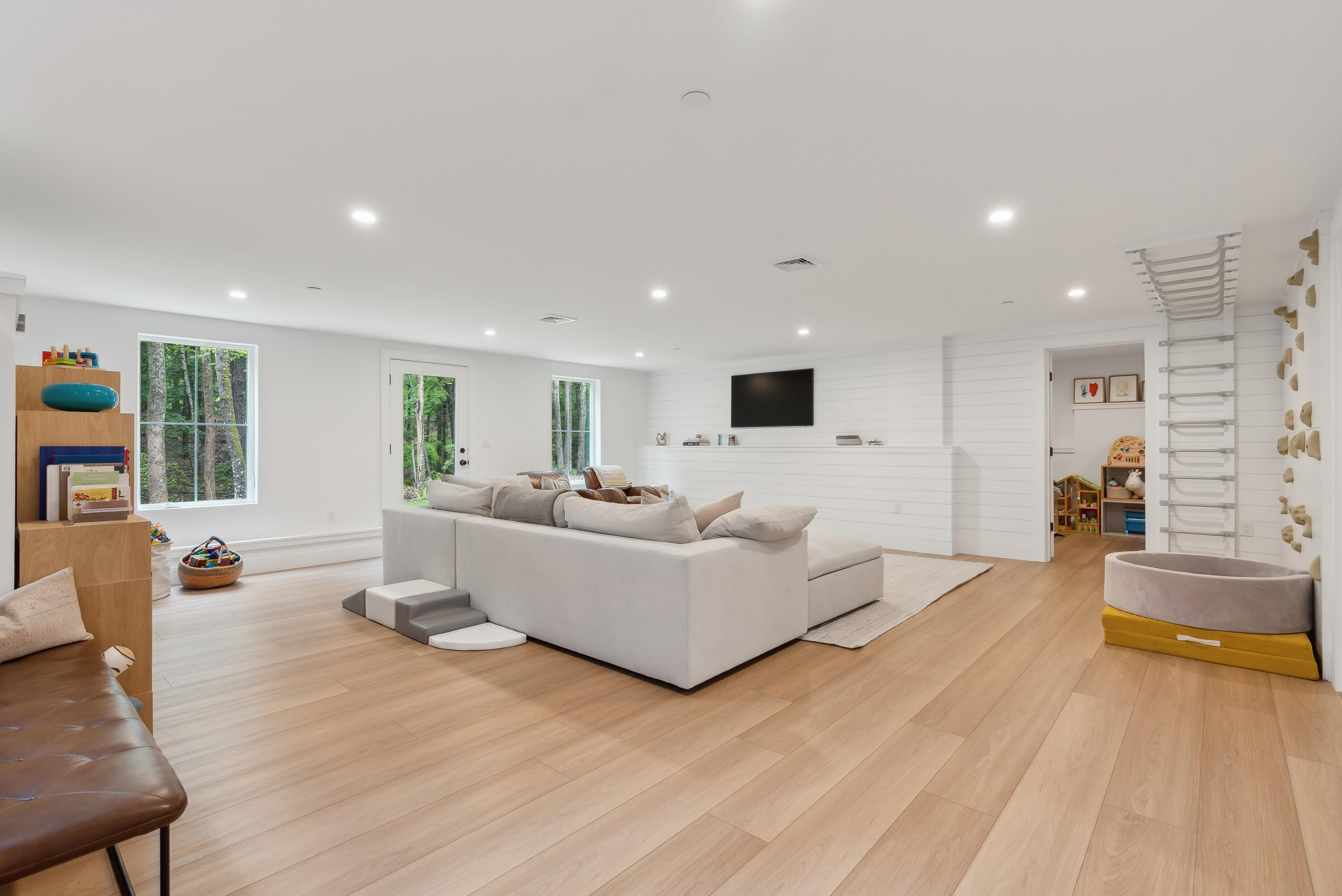 30 Peaceful Way Cumberland ME 04021