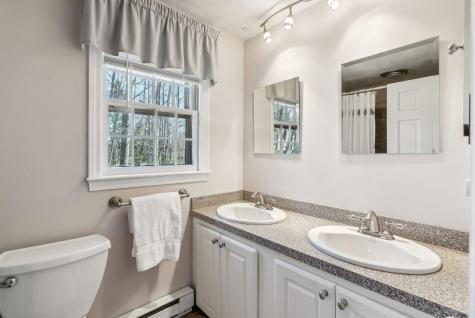 34 Nutter Way Scarborough ME 04074