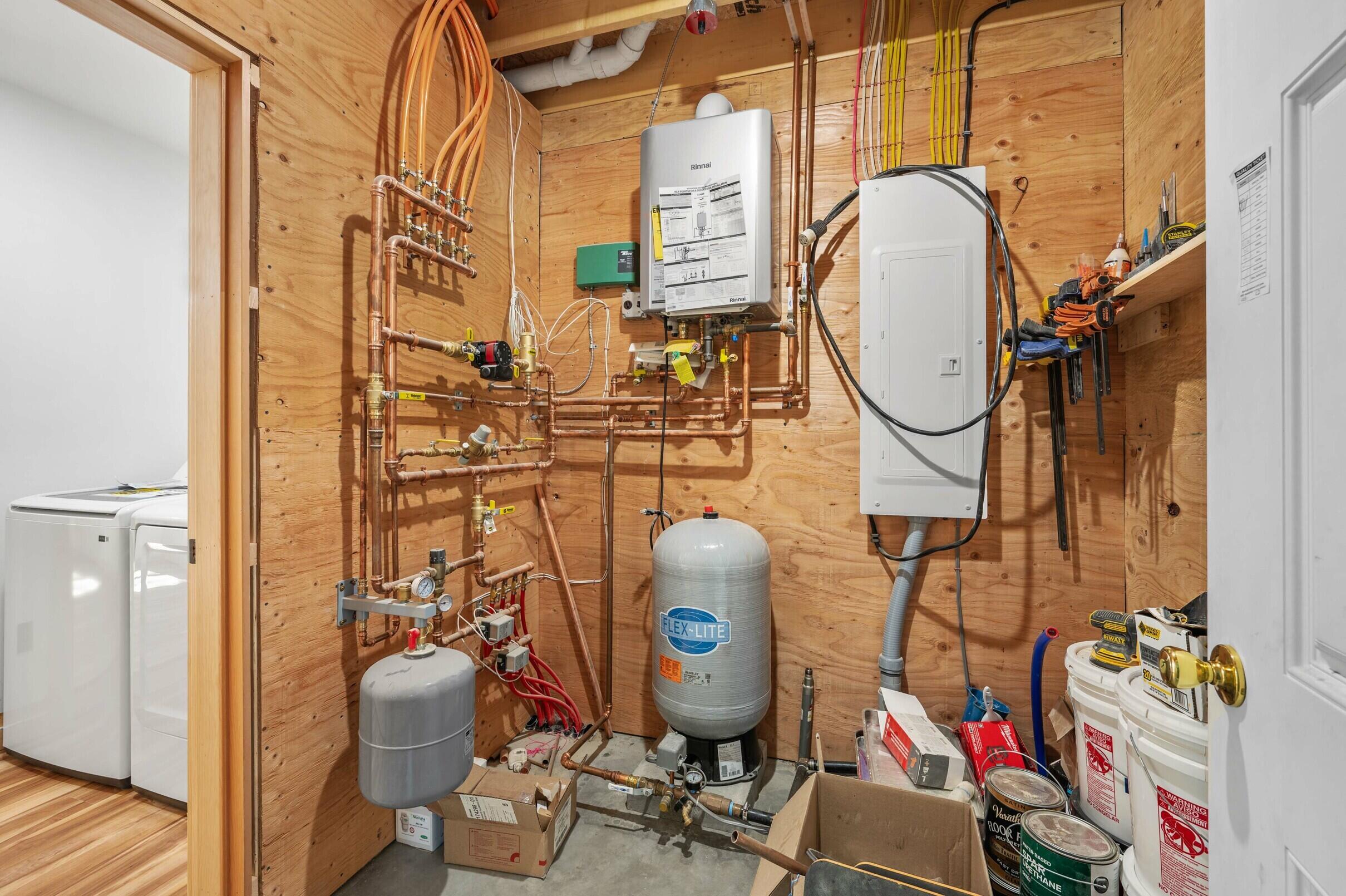 113 Bunker Lane Hartland ME 04943