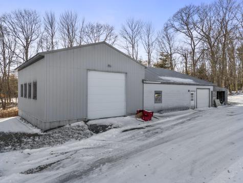 467 Bay Road Bowdoinham ME 04008