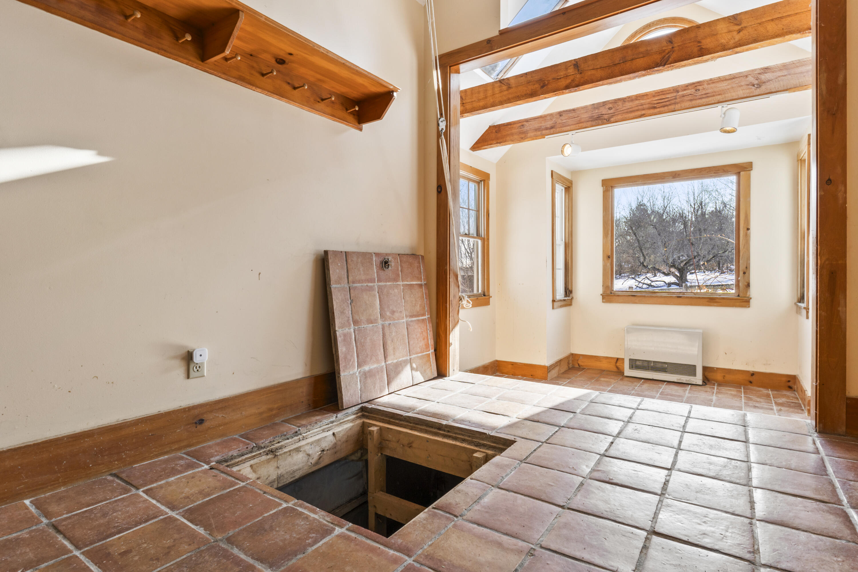 149 Youngs Hill Road Washington ME 04574