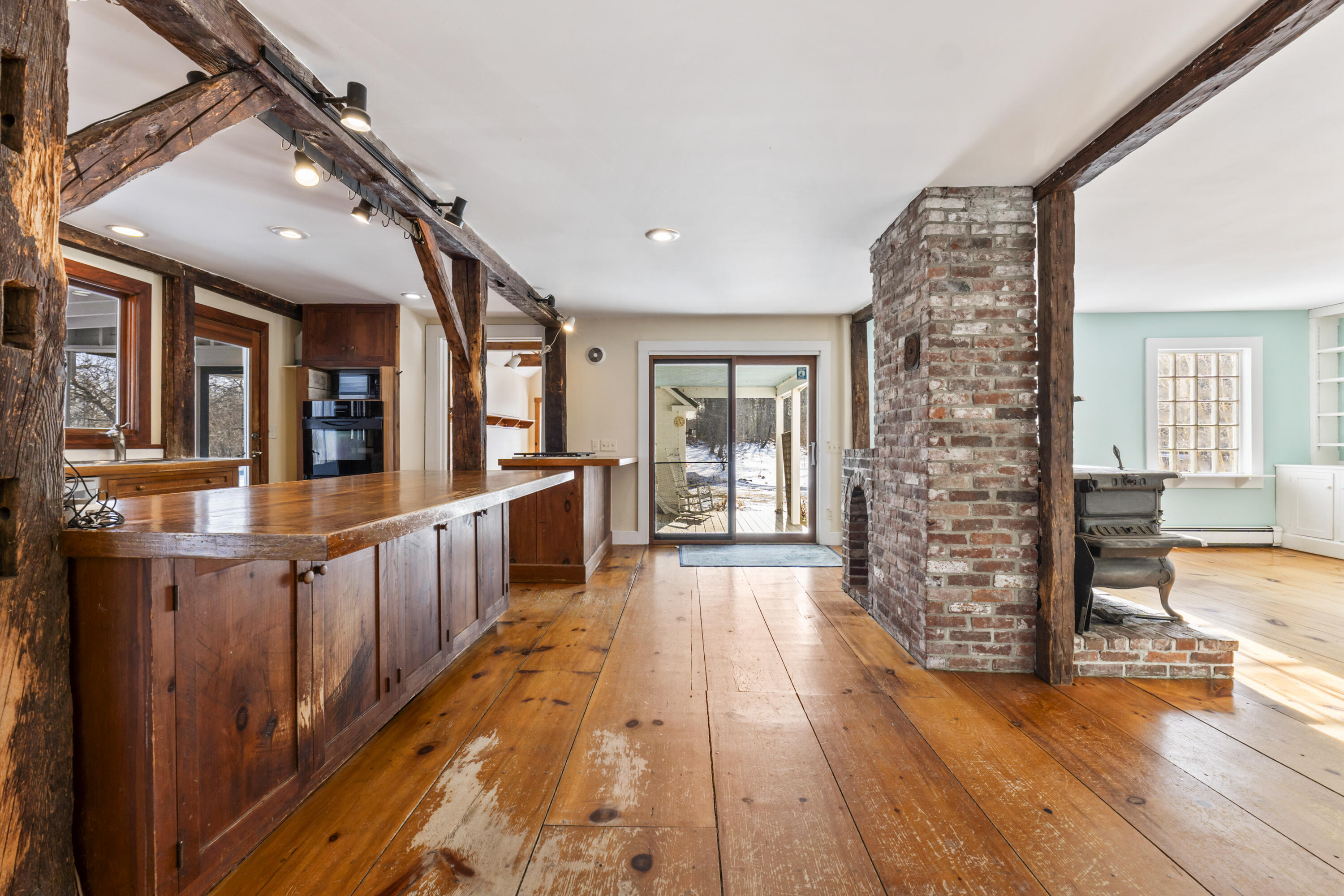 149 Youngs Hill Road Washington ME 04574