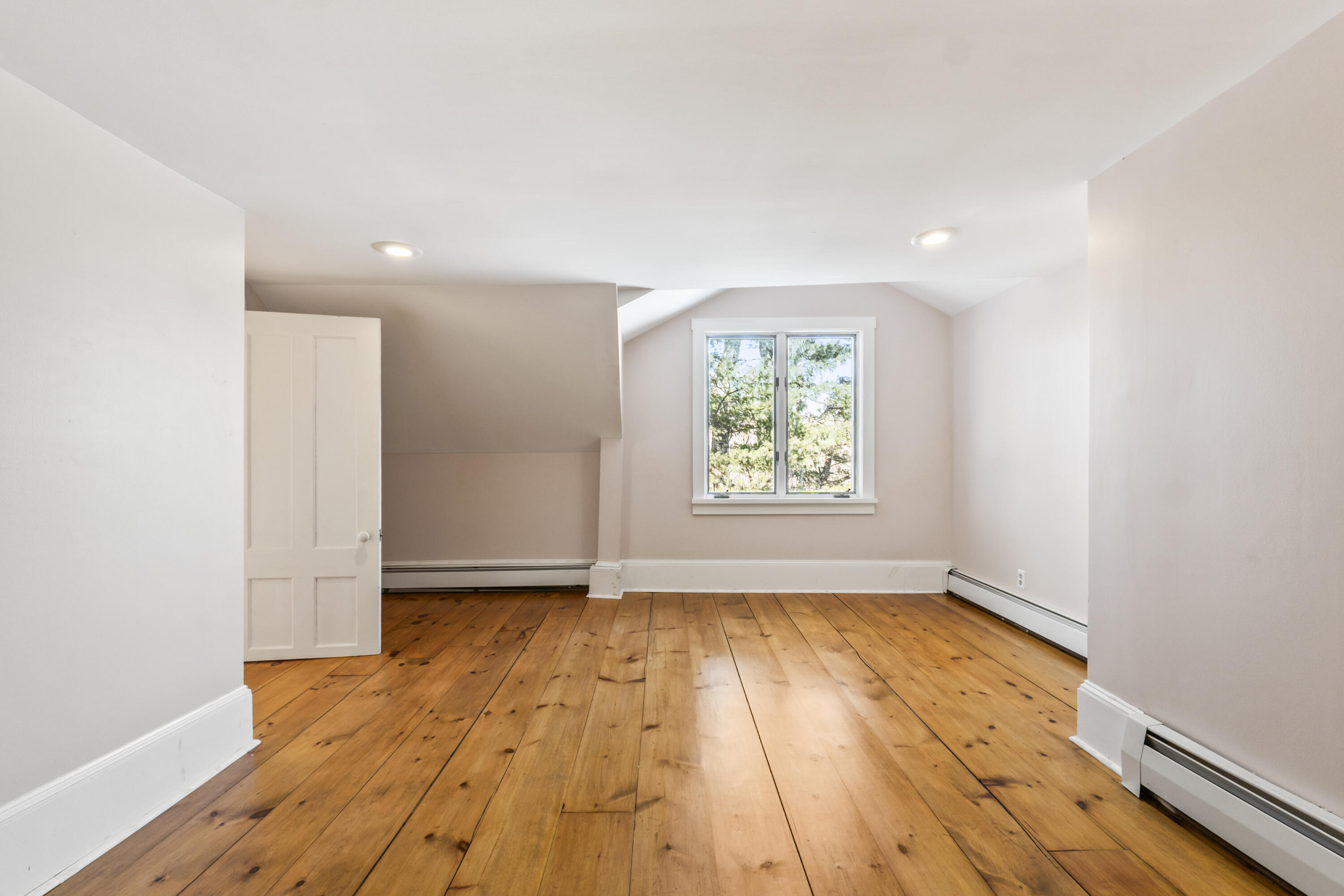 149 Youngs Hill Road Washington ME 04574