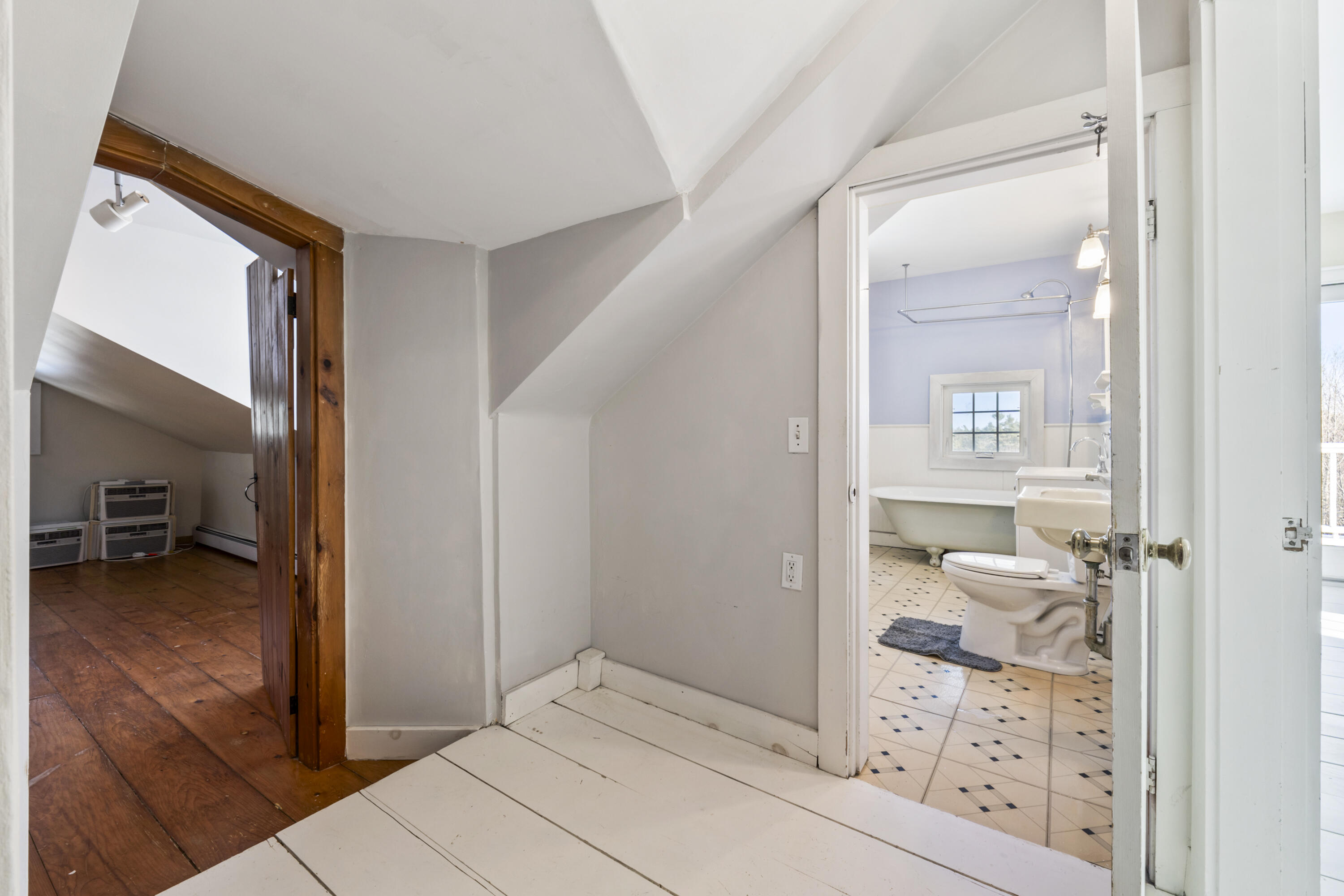 149 Youngs Hill Road Washington ME 04574