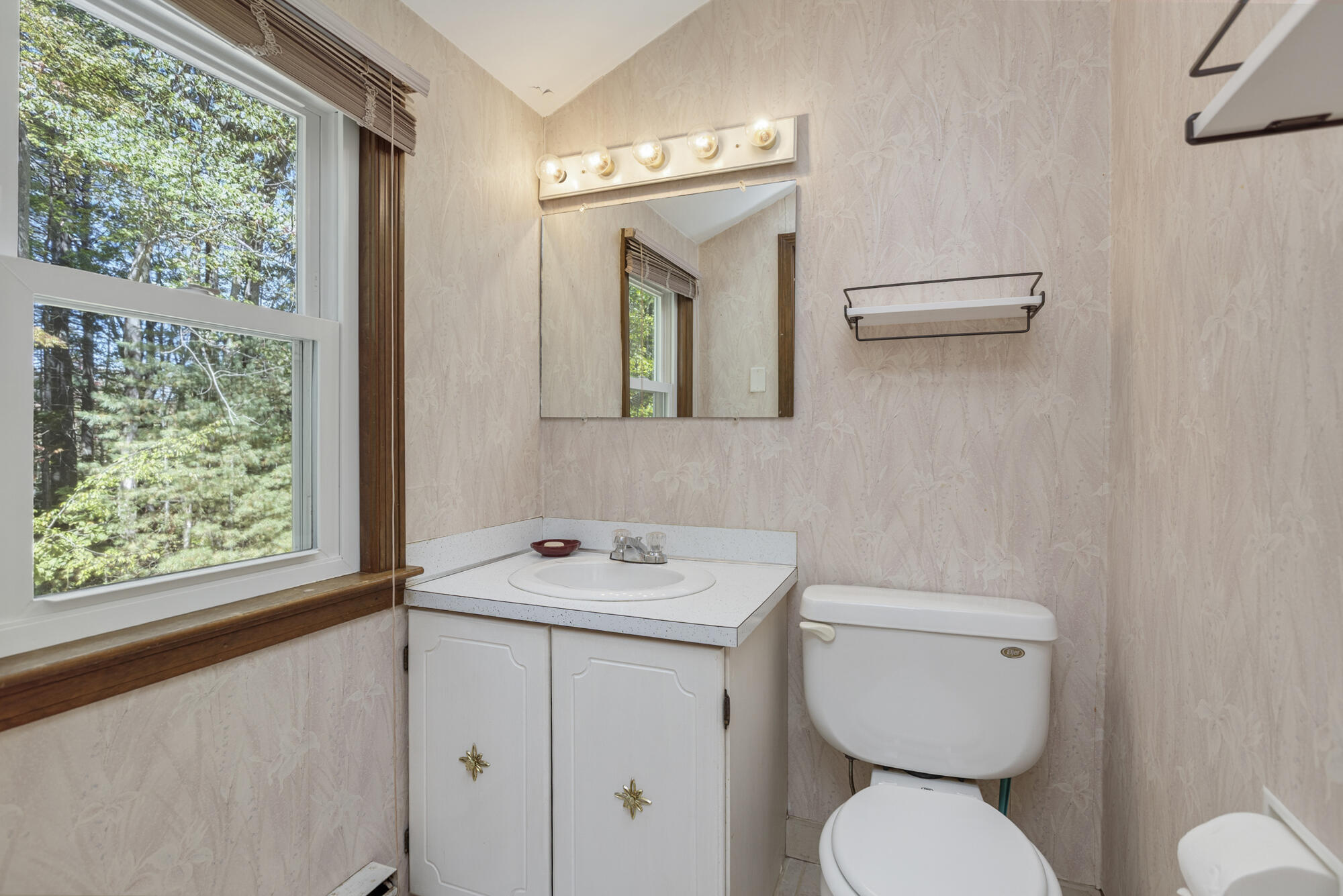 24 Bayberry Lane Scarborough ME 04074