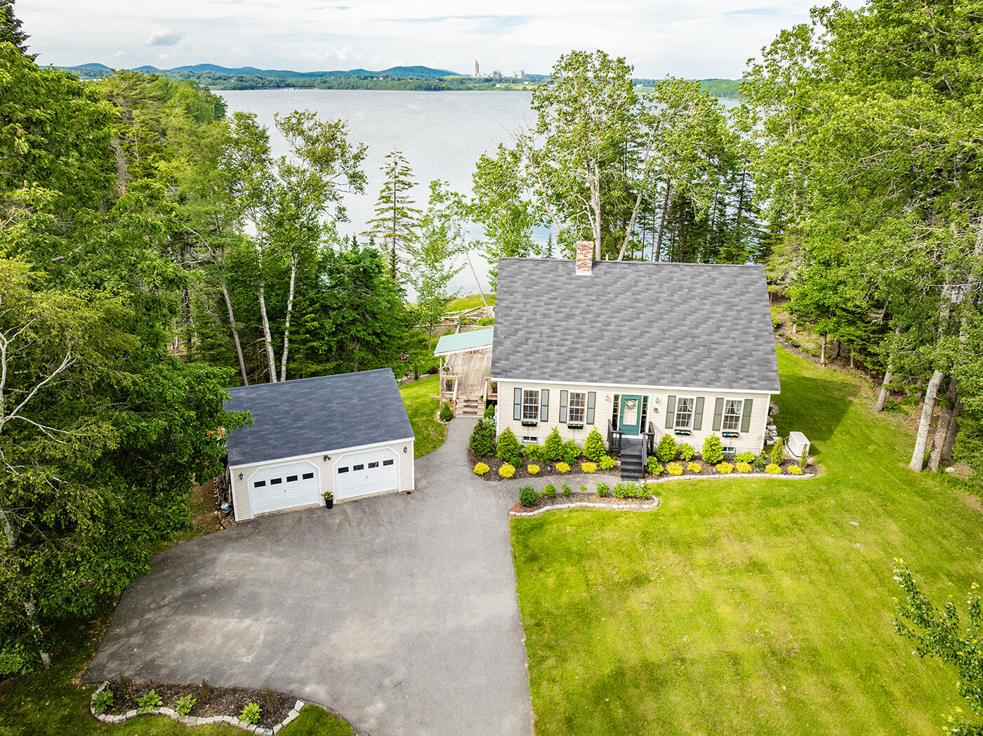 111 Ledge Road South Thomaston ME 04858