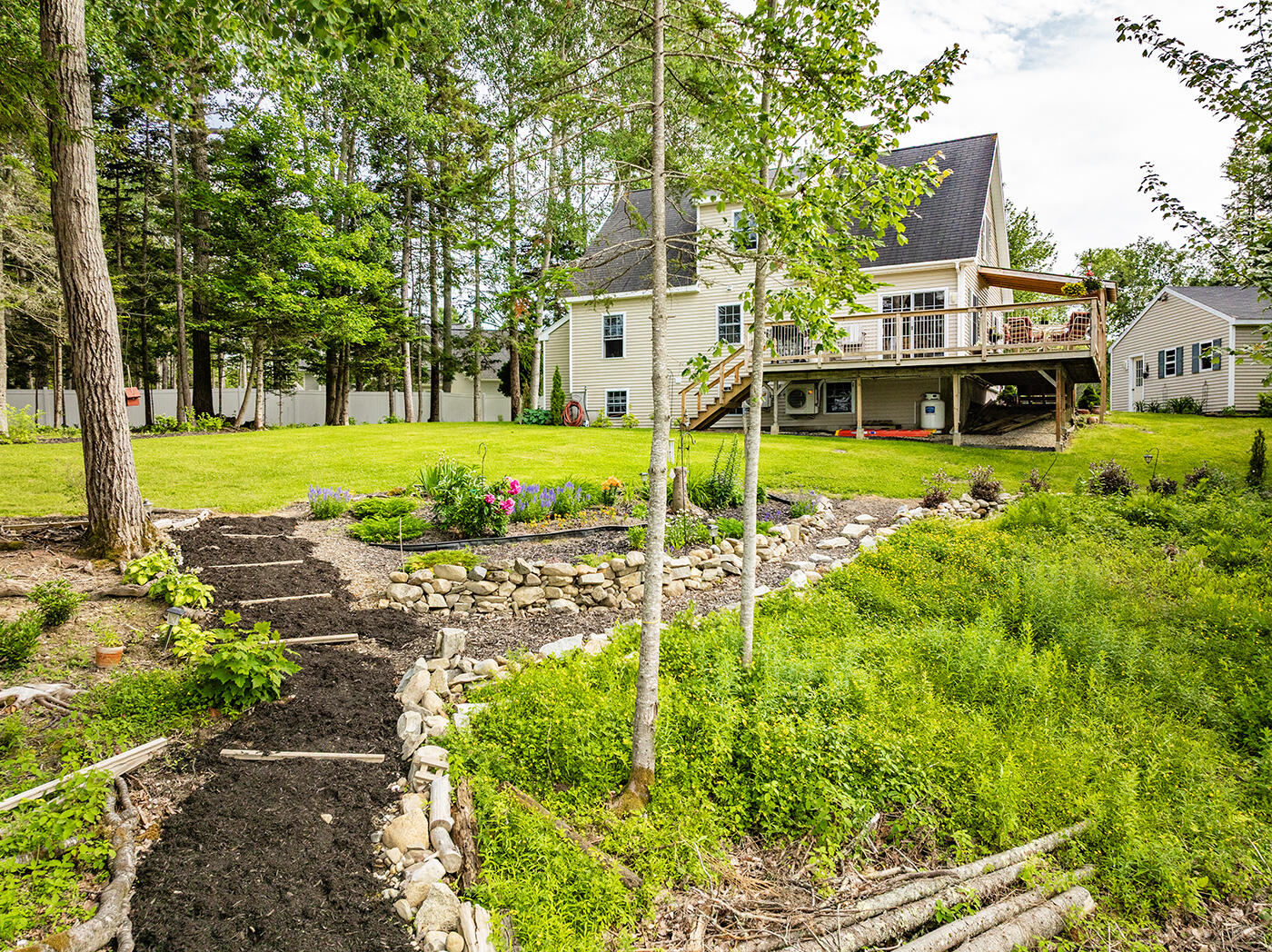 111 Ledge Road South Thomaston ME 04858