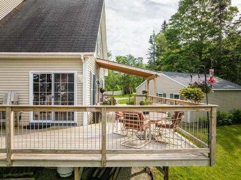 111 Ledge Road South Thomaston ME 04858